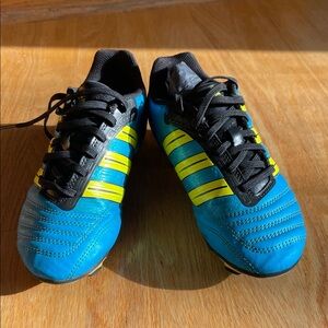 Adidas Predator soccer Cleats kids